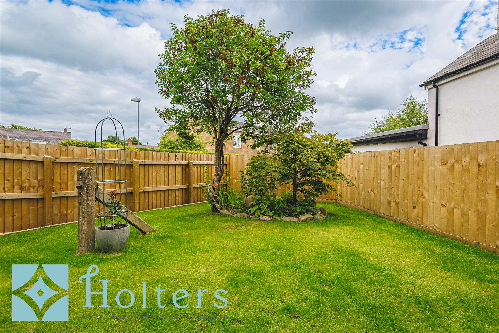 Property in NewbridgeOnWye, Llandrindod Wells, Powys, LD1 6LY