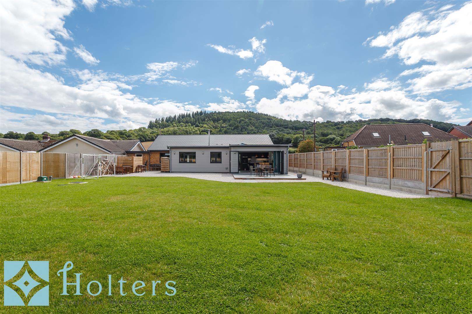 Property in Walton, Presteigne, Powys, LD8 2PU