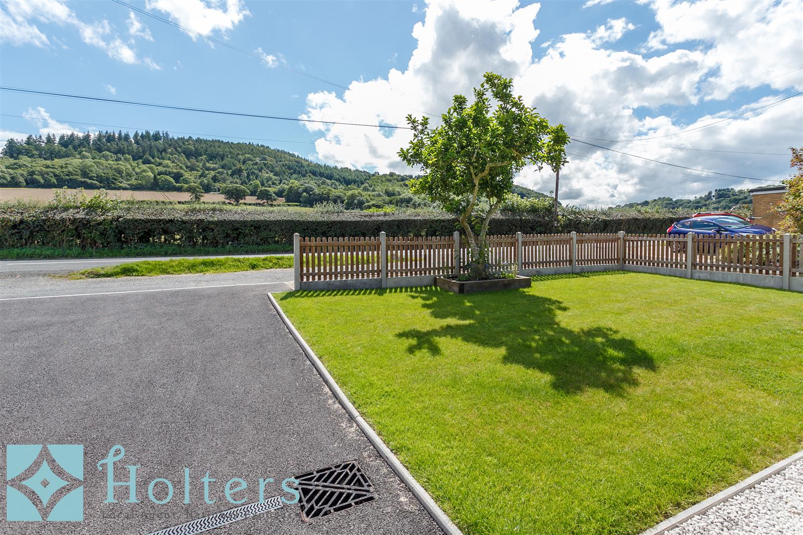 Property in Walton, Presteigne, Powys, LD8 2PU