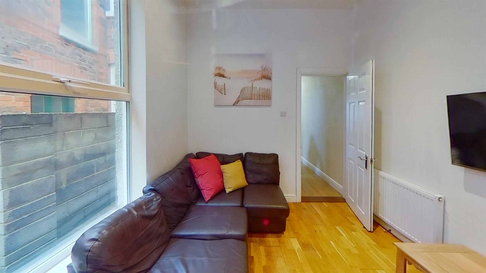 Victory Road, Portsmouth, PO1