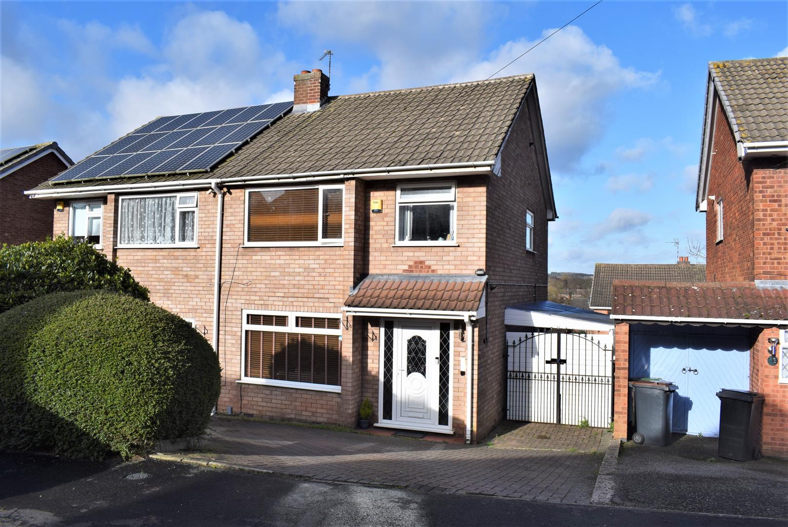 Pointons Estate Agents in Atherstone, Nuneaton & Bedworth