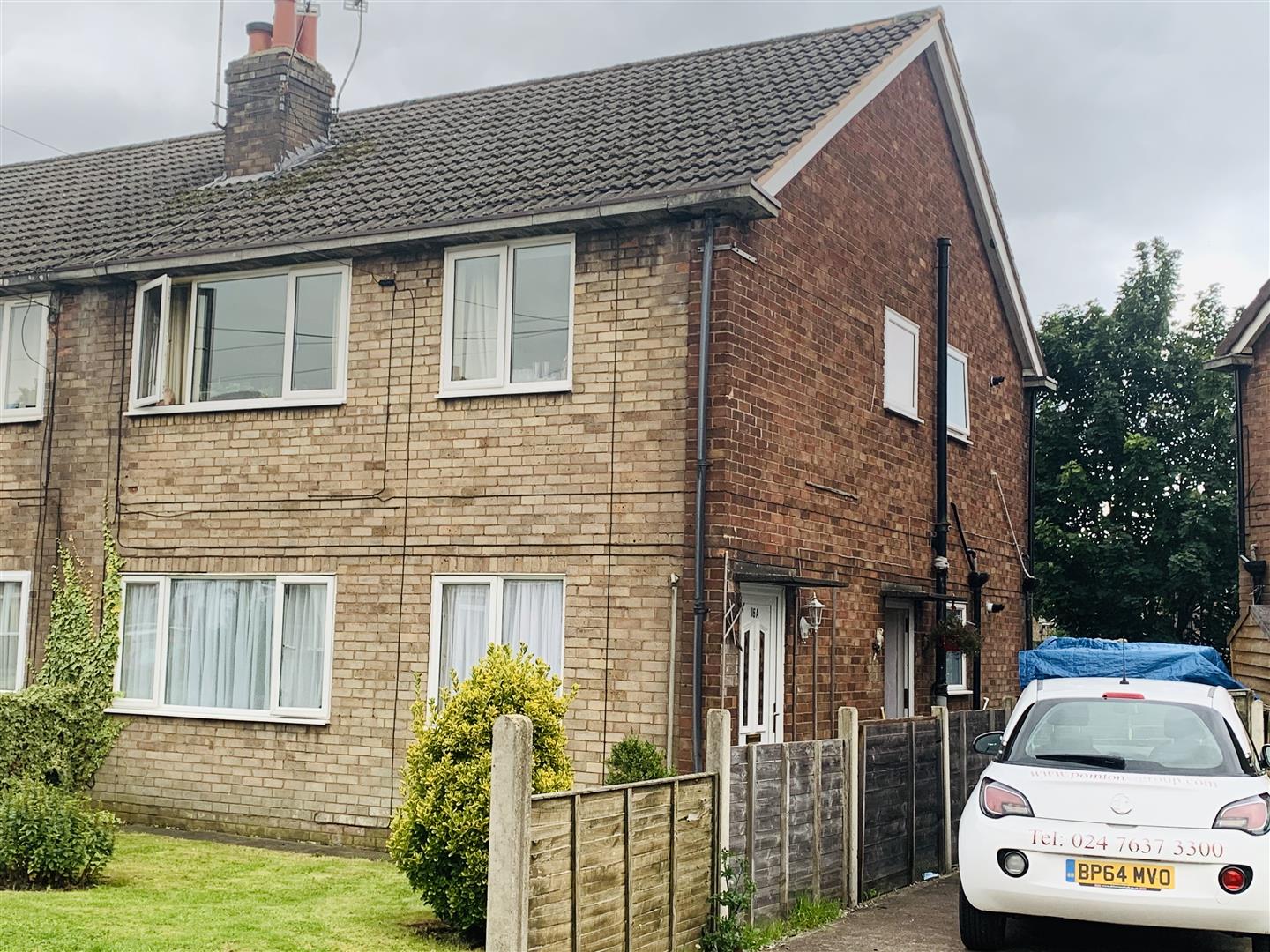 Property in Tudor Road, Nuneaton, Nuneaton, CV10 9EH