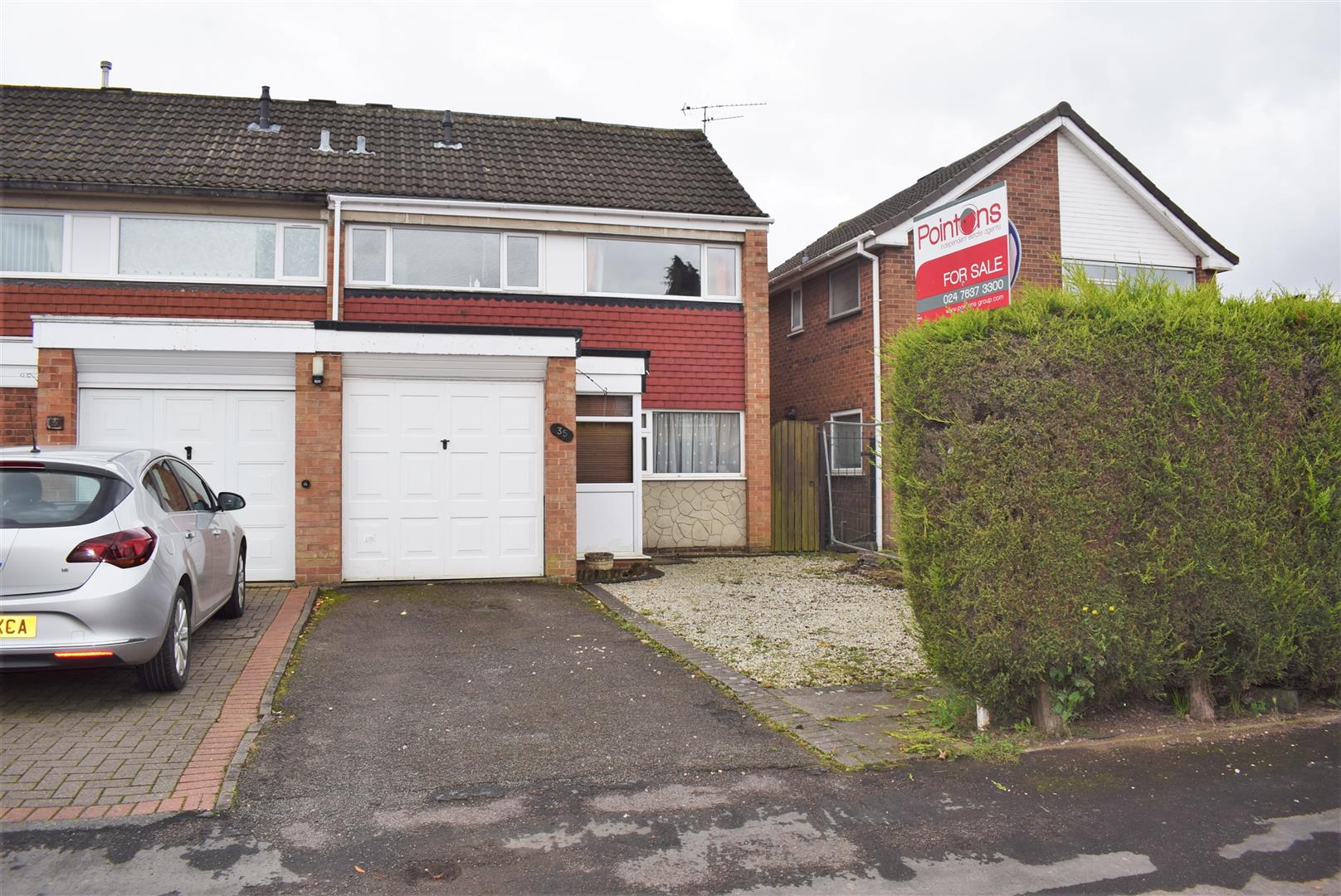 Property in Copsewood Avenue, Whitestone, Nuneaton, CV11 4TQ