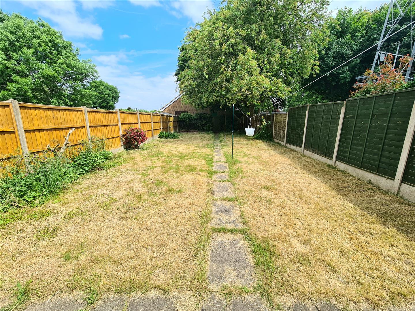 Property in Magyar Crescent, Whitestone, Nuneaton, CV11 4SQ