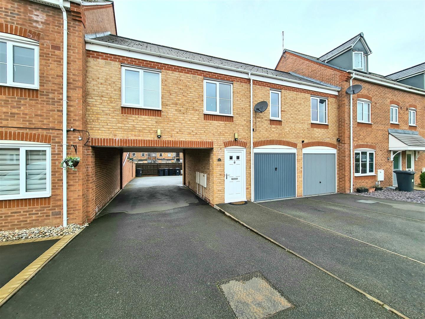 Property in Templar Drive, Stockingford, Nuneaton, CV10 7PY