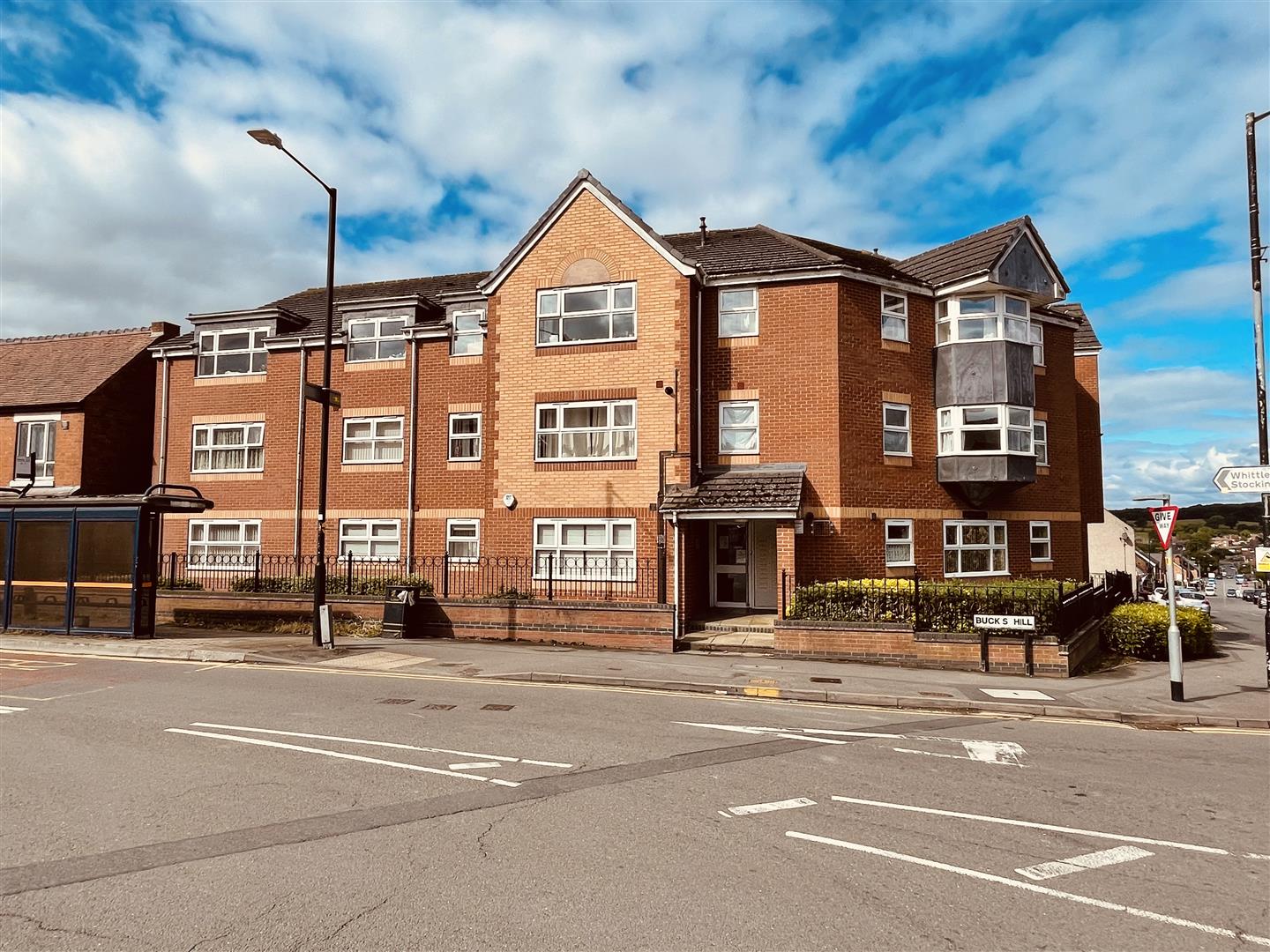 Property in Pickering Lodge, Coleshill Road, Chapel End, Nuneaton, CV10 0QE