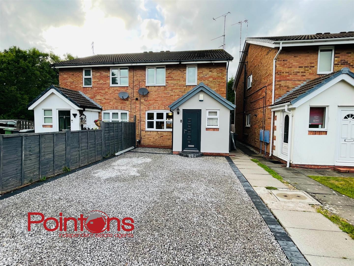 Avebury Close, Crowhill, CV11 6SP