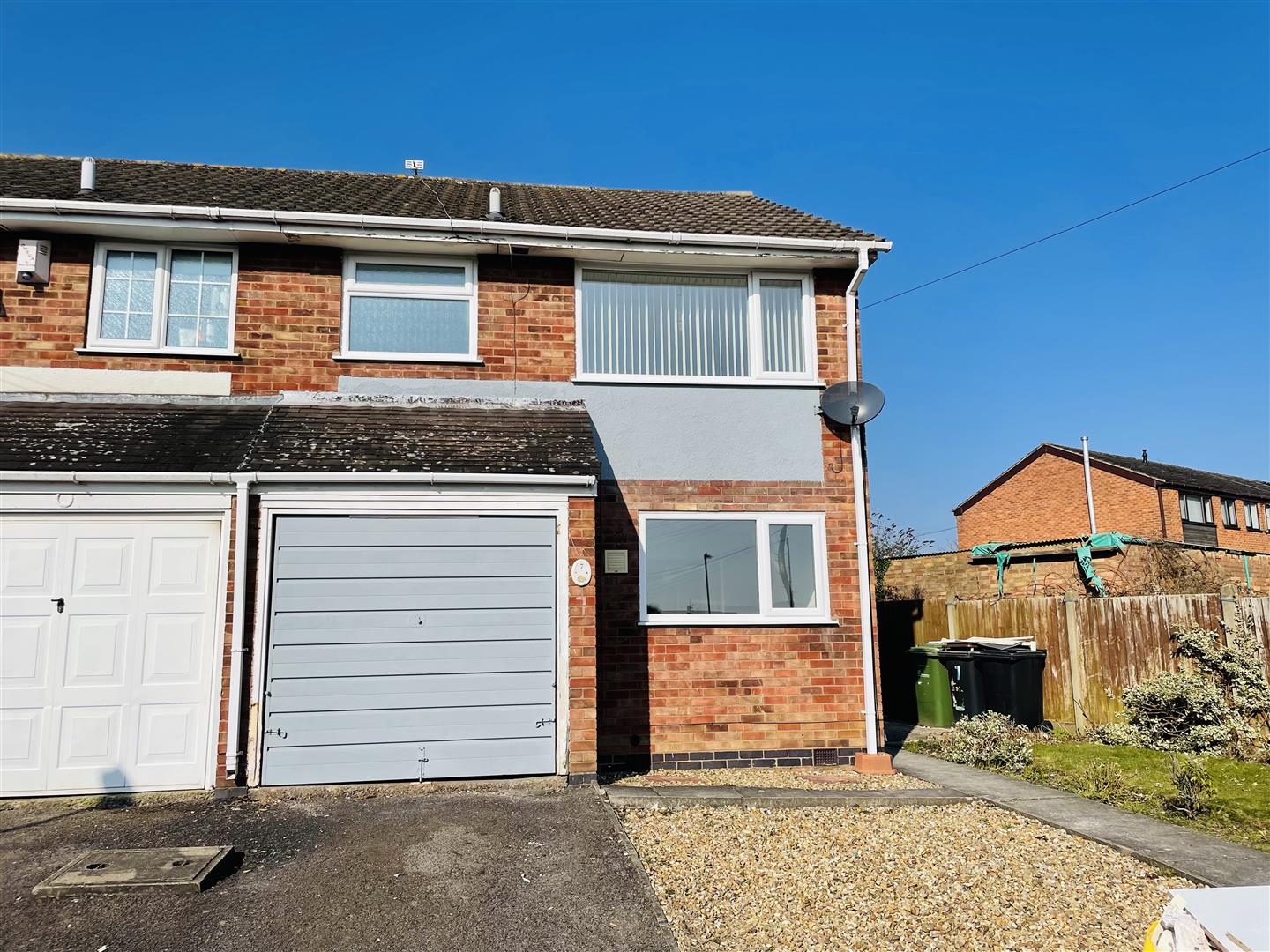 Fraser Close, Nuneaton, CV10 9LZ