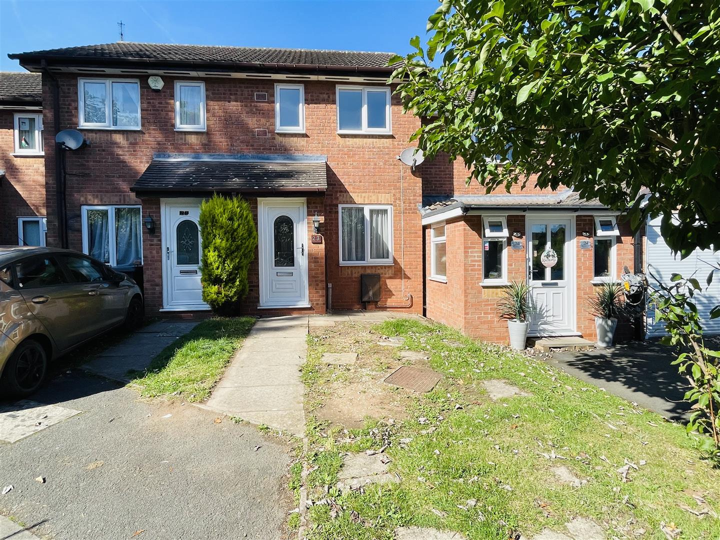 Berkeley Close, Weavers Green, CV11 5XH