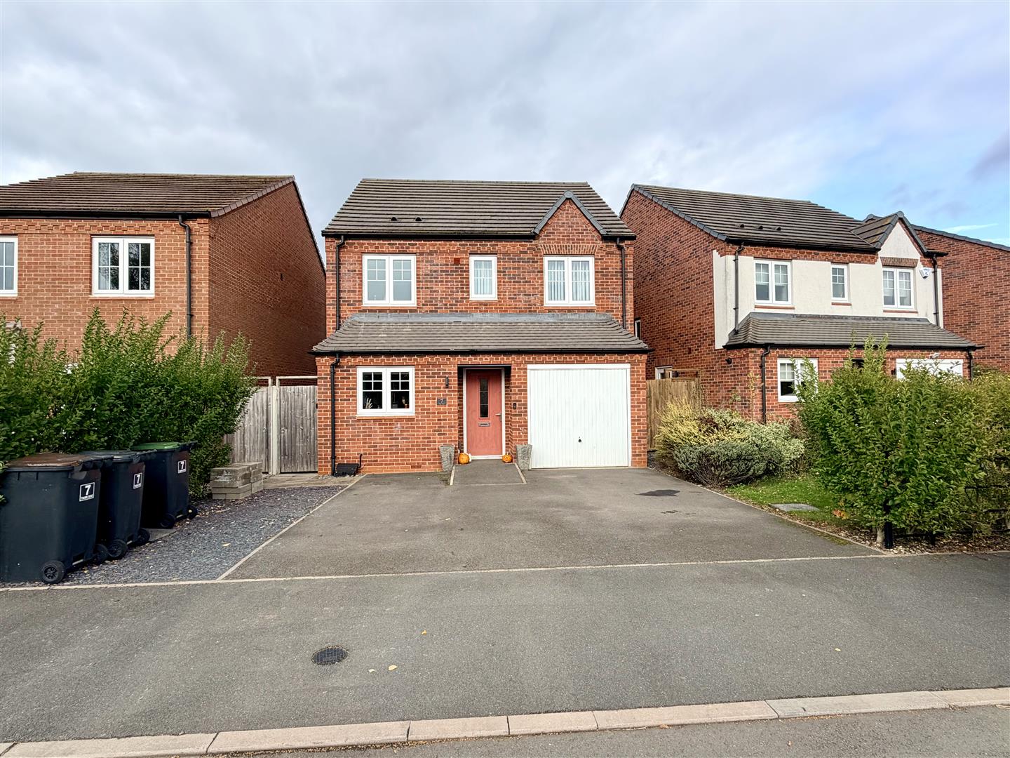 Tarn Rise, Nuneaton, CV11 6UT