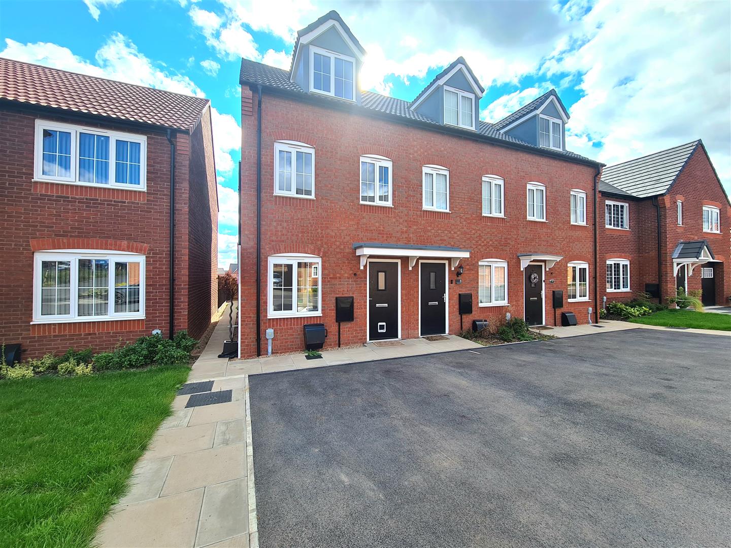 Galba Avenue, Off Higham Lane, Nuneaton, CV11 6ZL