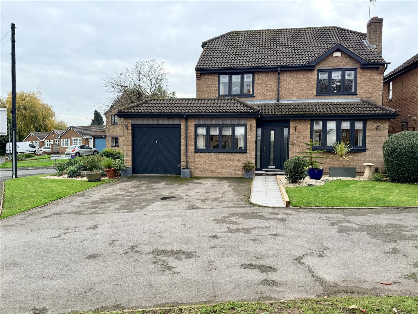 Wentworth Drive, Whitestone, CV11 6LZ