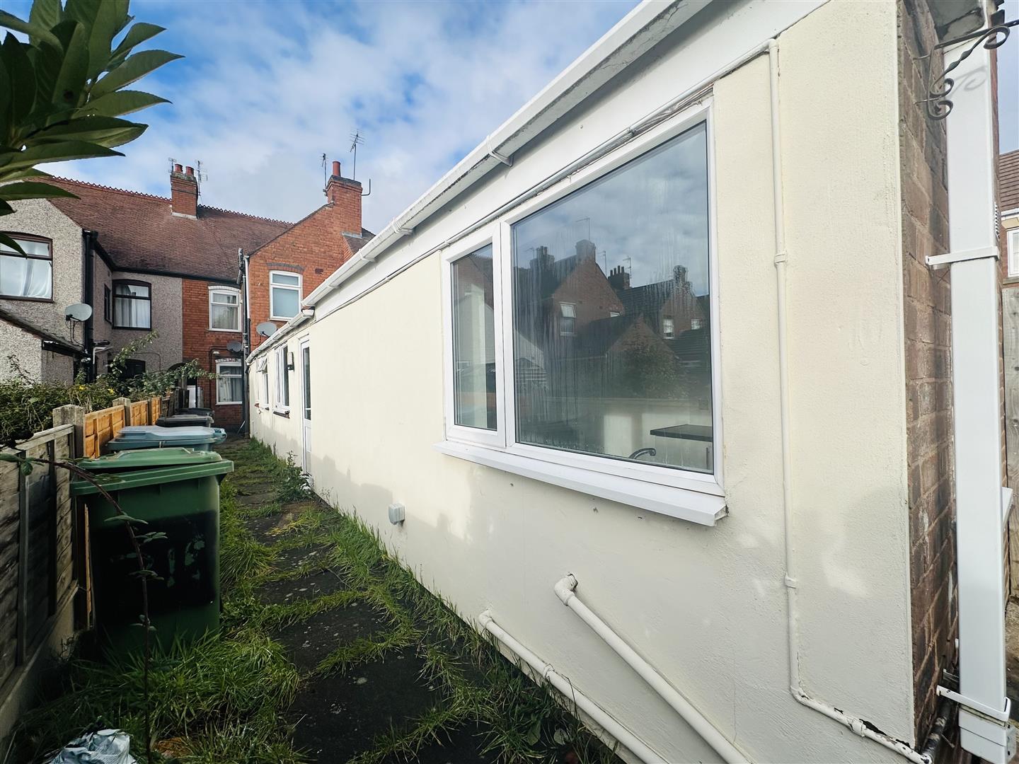 Croft Road, Nuneaton, CV10 7DN