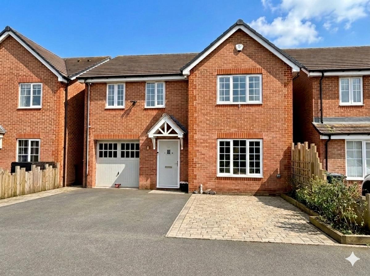 Barleyfield Road, Weddington, CV10 0FP