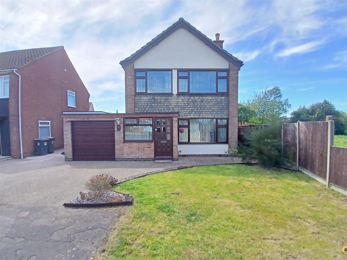Bramcote Close, Bulkington, CV12 9LA
