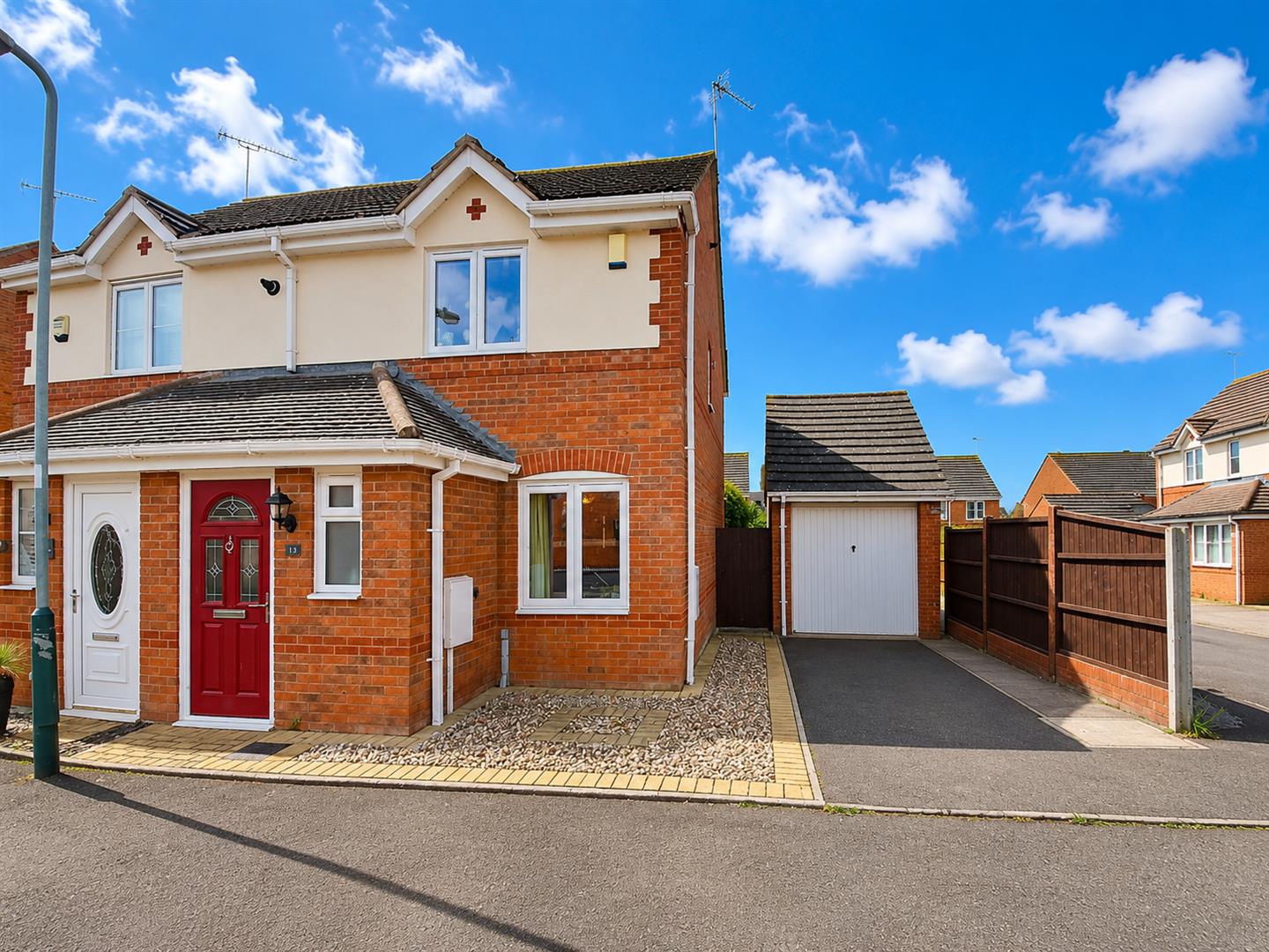 Upton Drive, Nuneaton, CV11 4GF