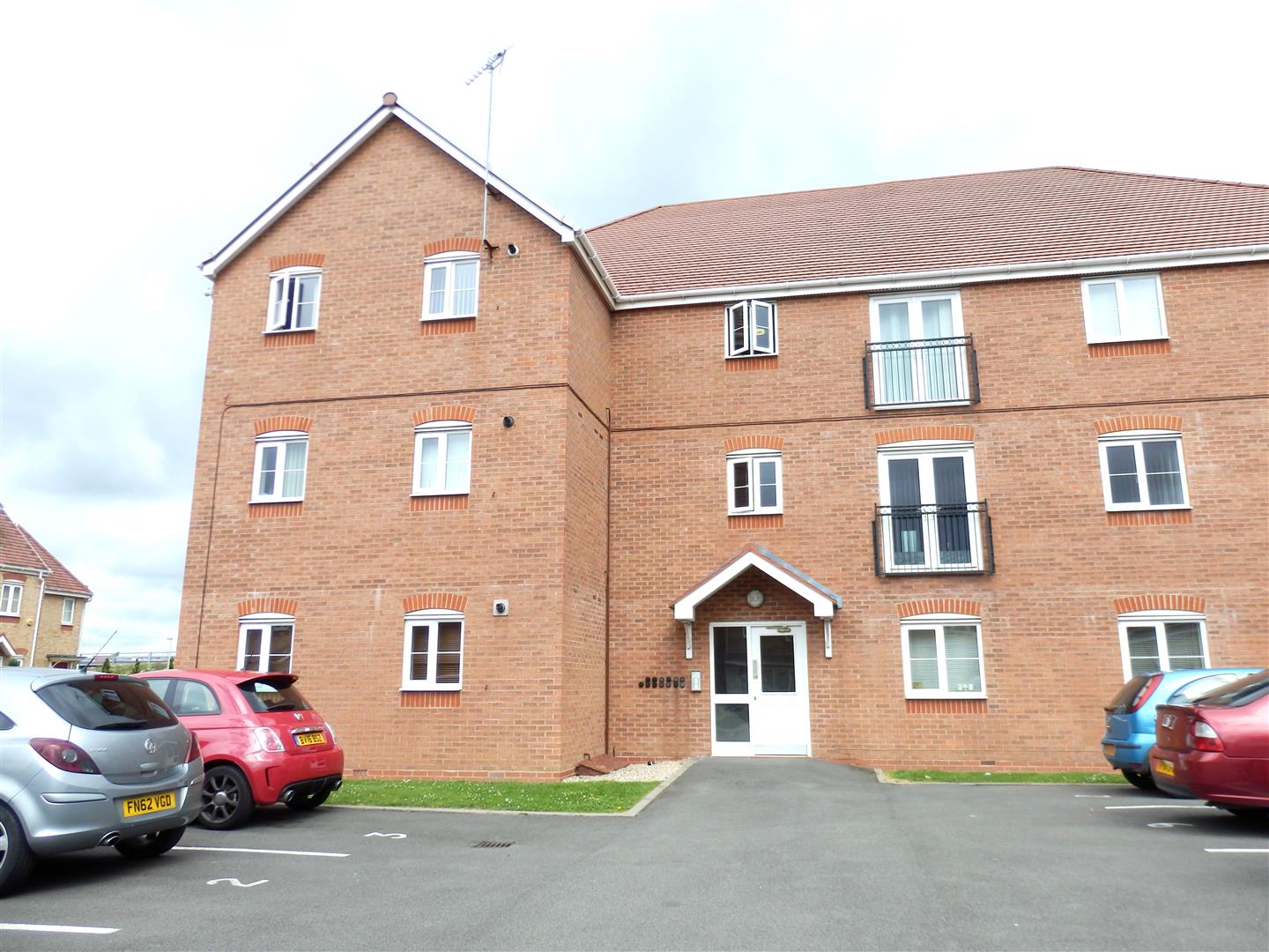 Knights Road, Nuneaton, CV10 7PG