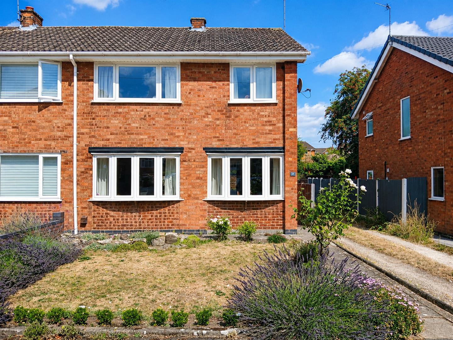Moorwood Crescent, Nuneaton, CV10 0NR