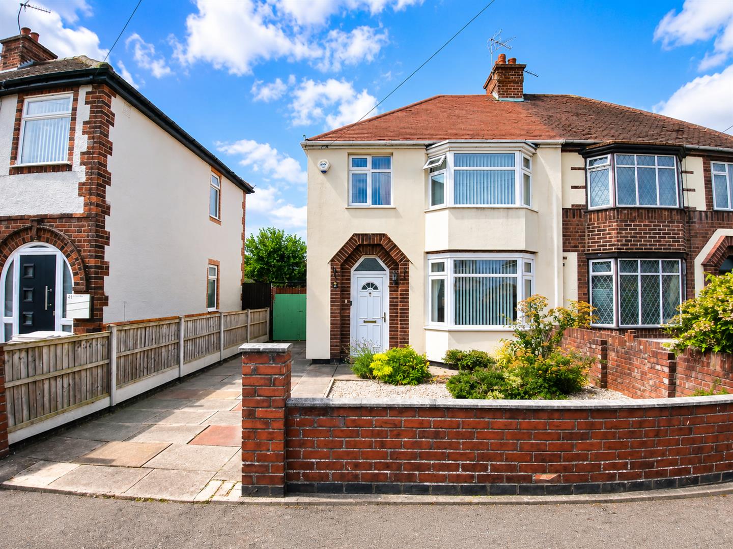 Coxs Close, Nuneaton, CV10 7ET