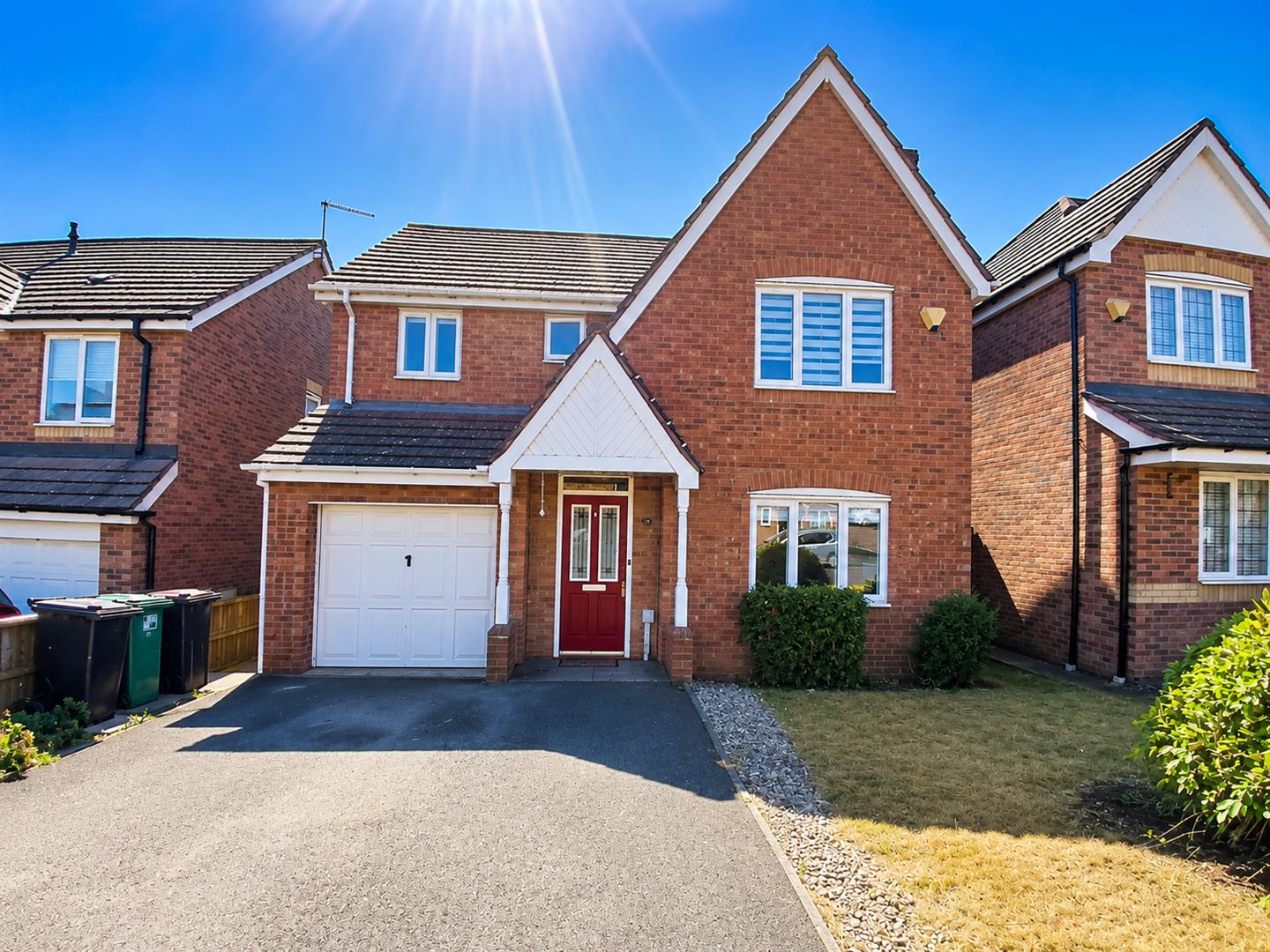 Eden Court, Nuneaton, CV10 9AG