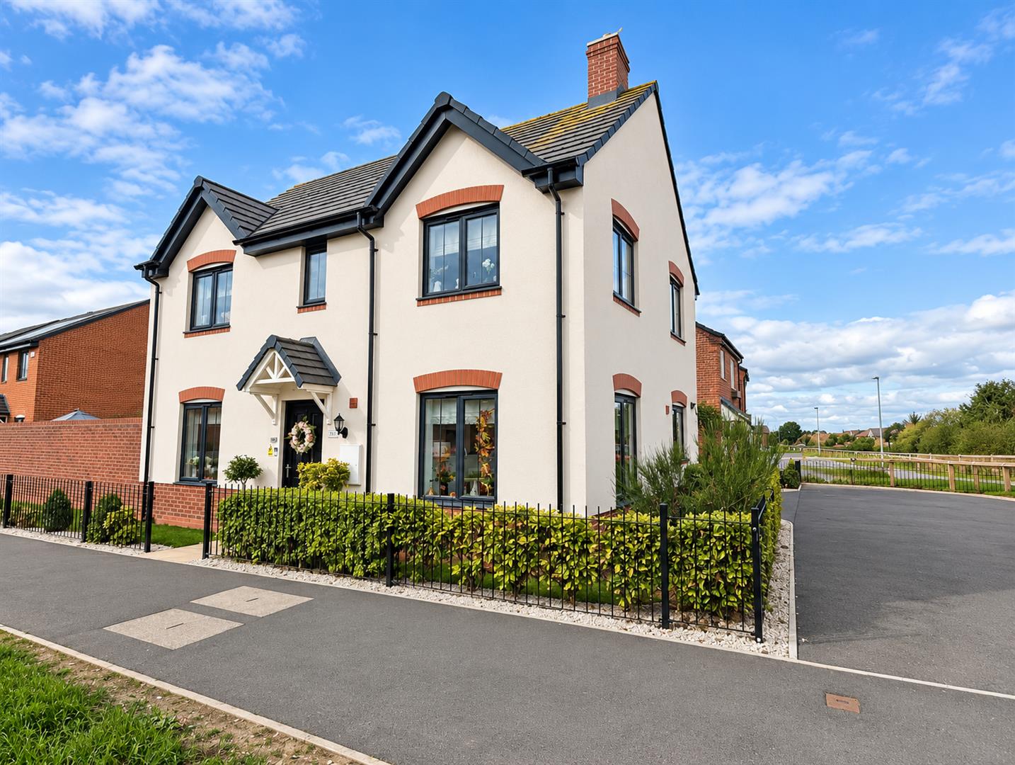 Hayloft Way, Nuneaton, CV11 7AD