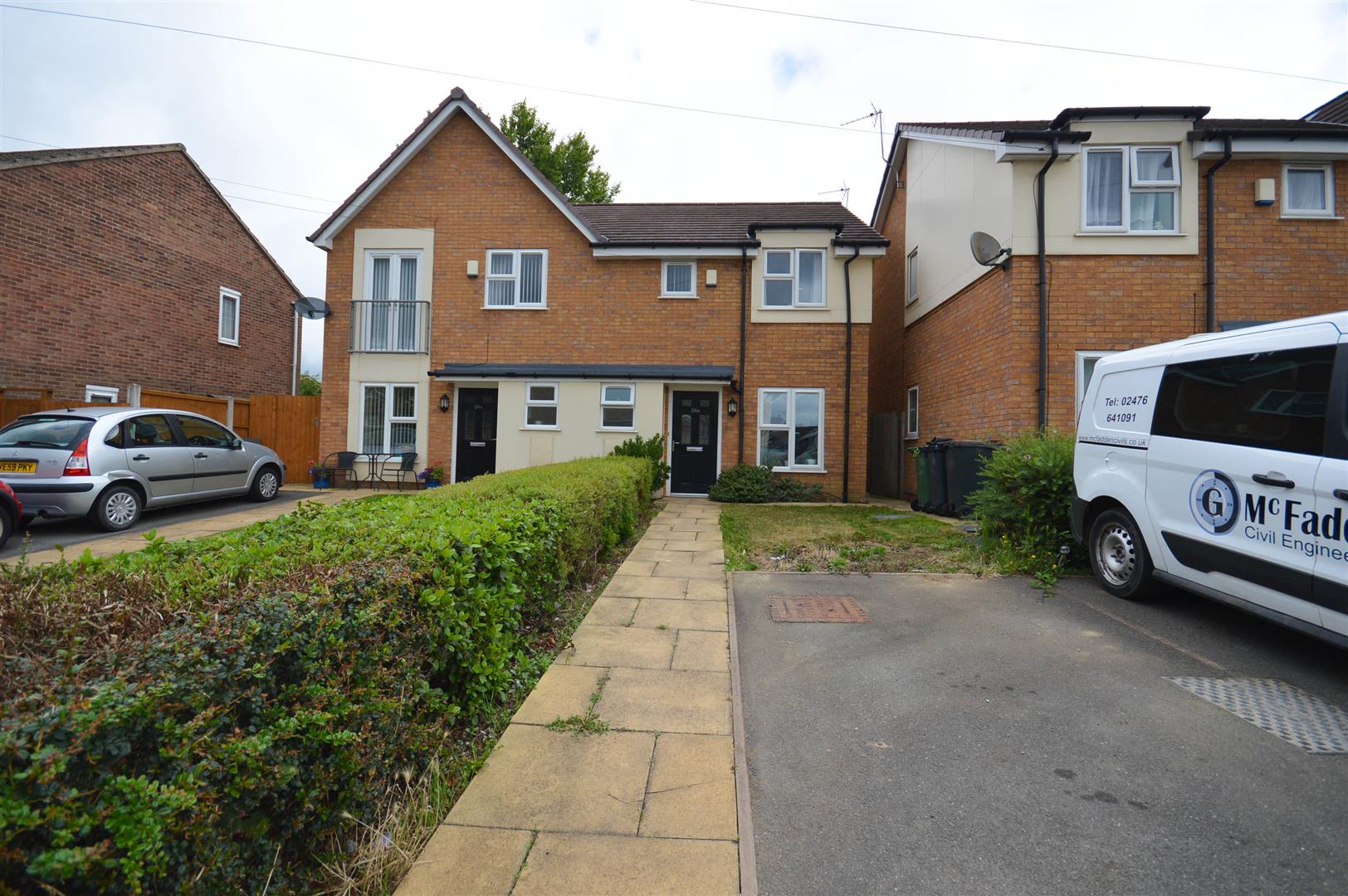 Property in Bede Road, Bedworth, Warwickshire, CV12 8HE