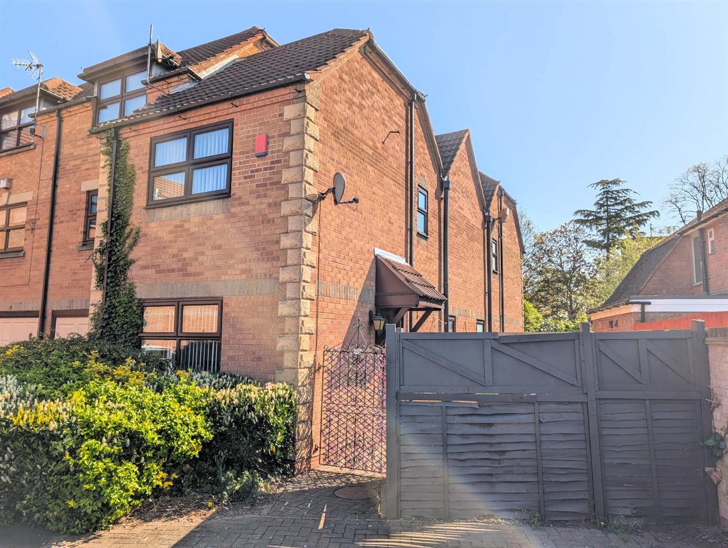 Ferndale Court, Coleshill, B46 3EZ