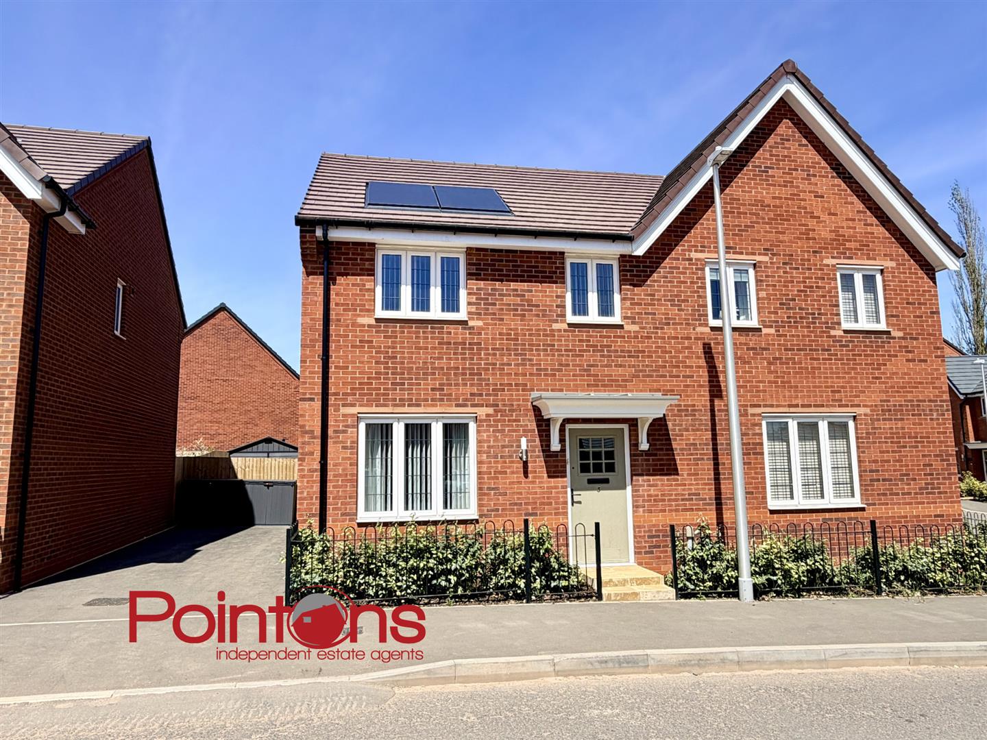 Poplar Way, Atherstone, CV9 2FZ