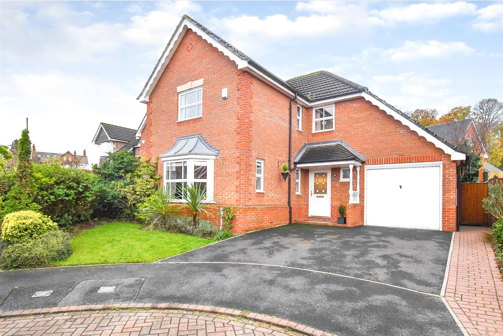 Estate Agents Congleton, Cheshire Chris Hamriding