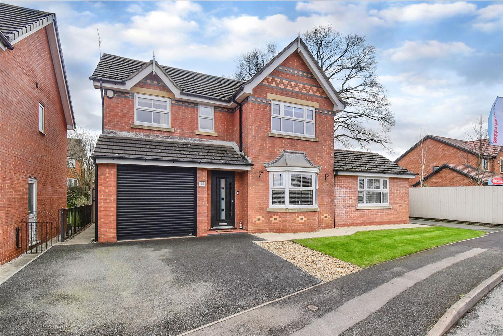 Property in Kestrel Close, Congleton, Cheshire, CW12 3FA