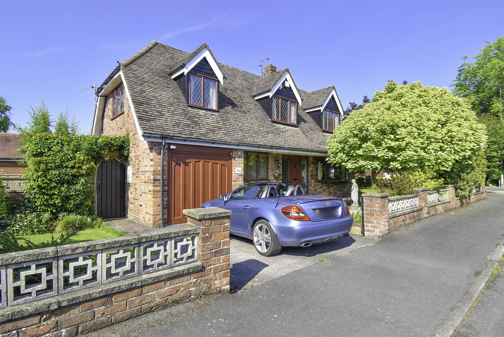 Property in Mossley Court, Mossley, Congleton, Cheshire, CW12 3BW