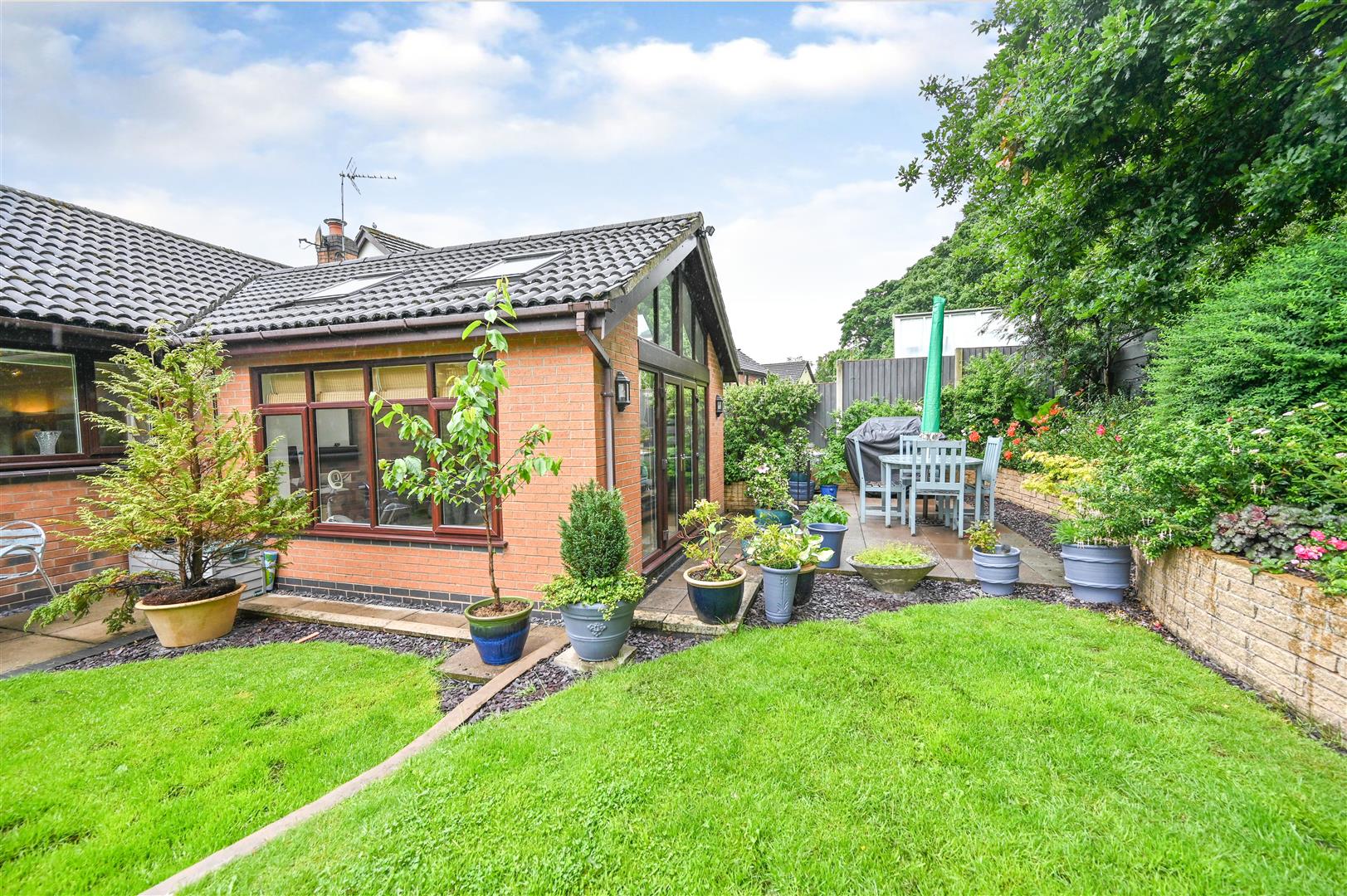 Property in Ennerdale Drive, Congleton, Cheshire, CW12 4FR