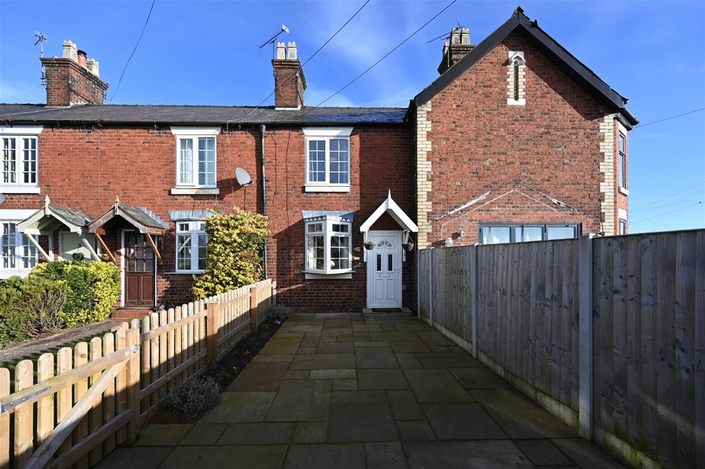 Estate Agents Congleton, Cheshire Chris Hamriding