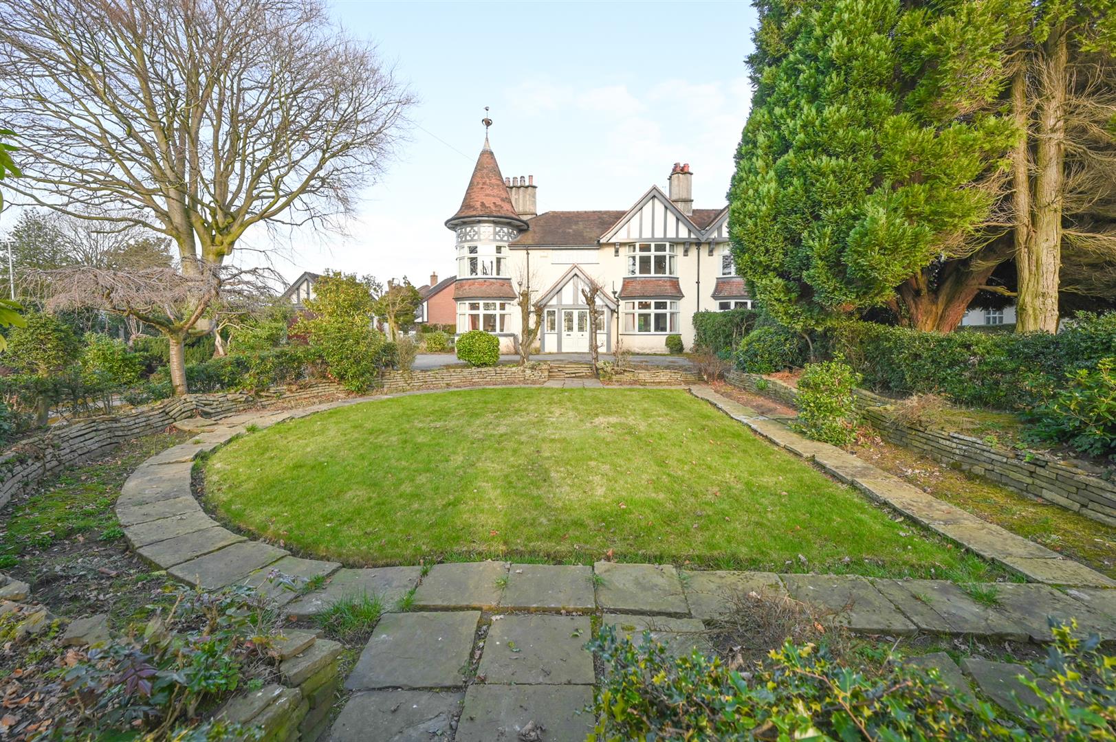 Property in Park Lane, Congleton, Cheshire, CW12 3DD