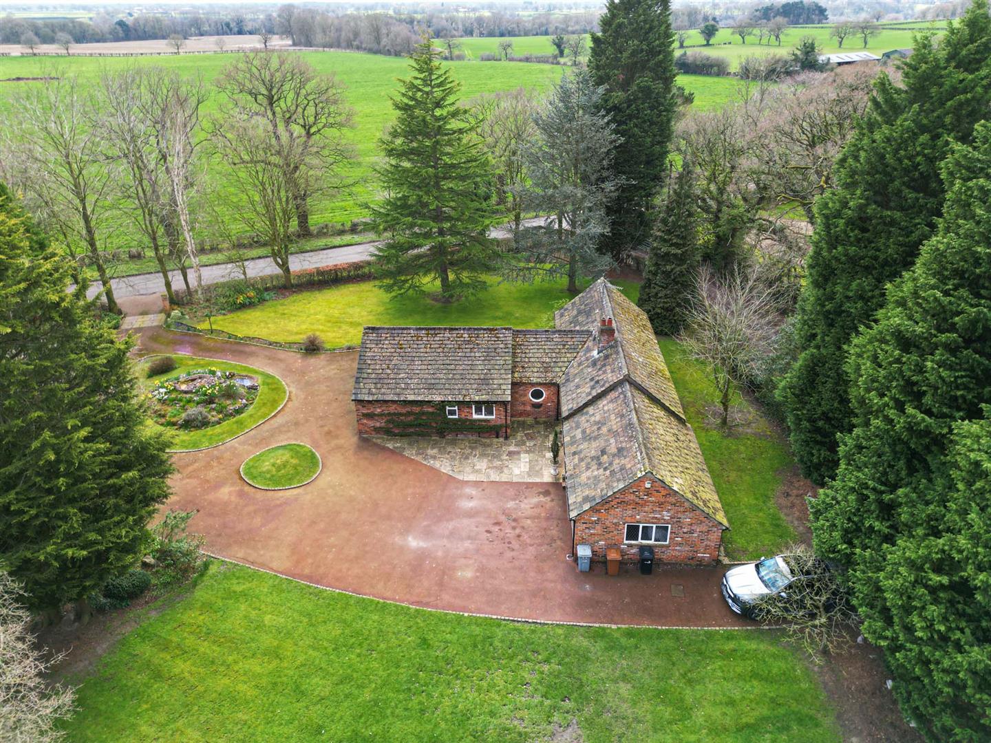 Estate Agents Congleton, Cheshire Chris Hamriding