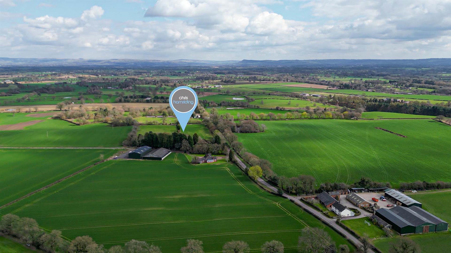 Property in Forty Acre Lane, Kermincham, Cheshire, CW4 8DX