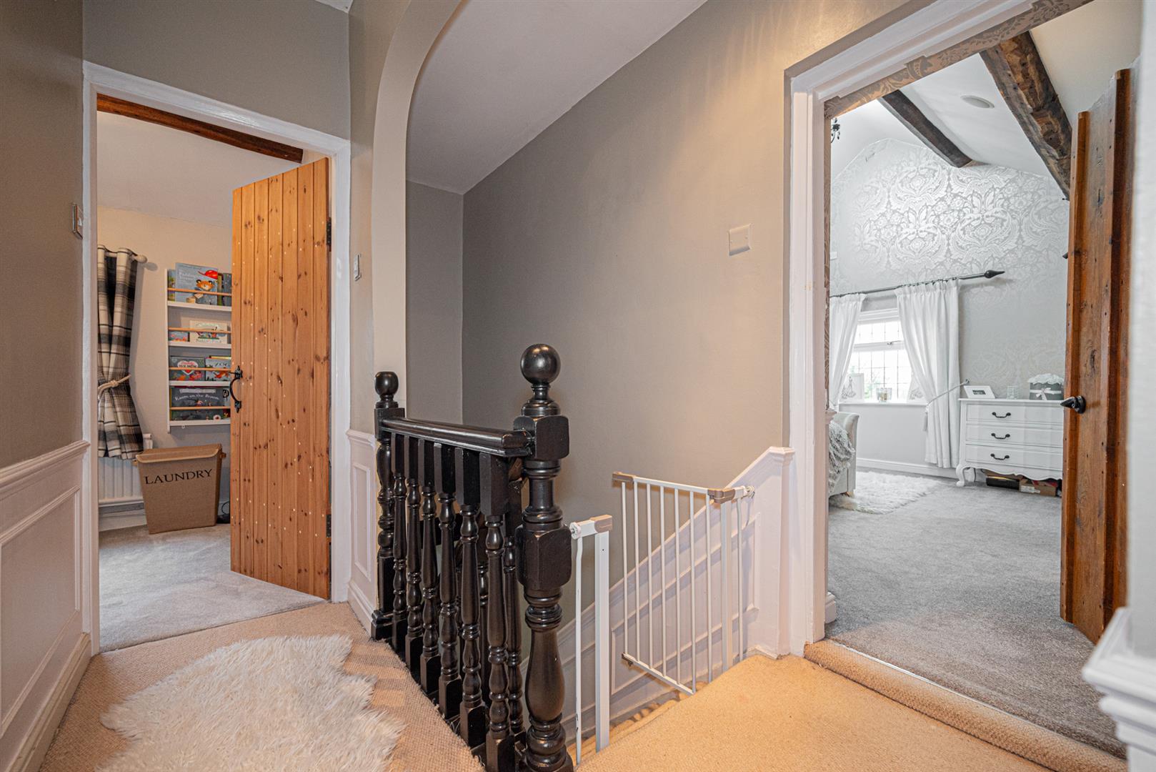 Property in Congleton Road North, Scholar Green, Staffordshire, ST7 3HF