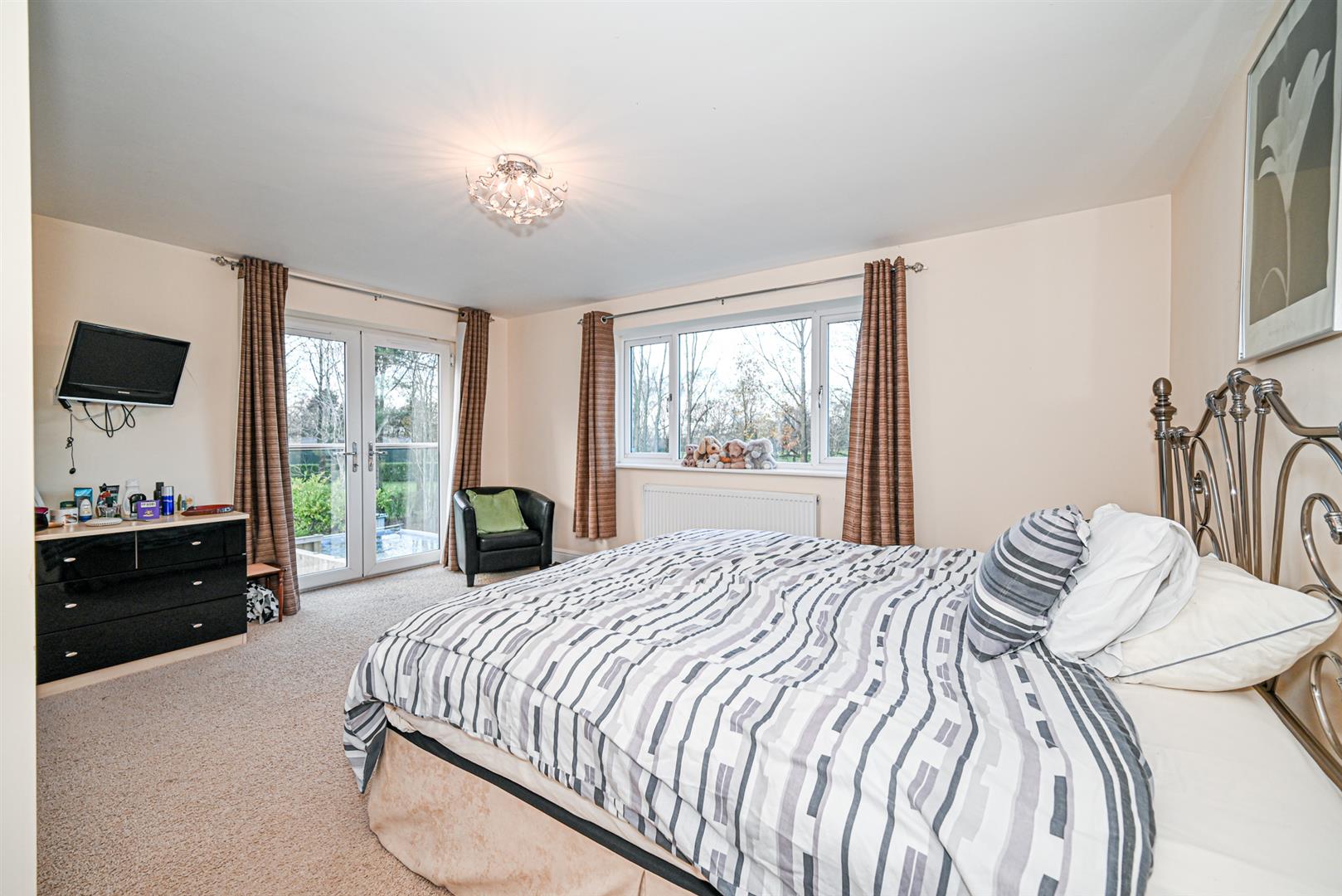 Property in Peel Lane, Astbury, Congleton, Cheshire, CW12 3NQ