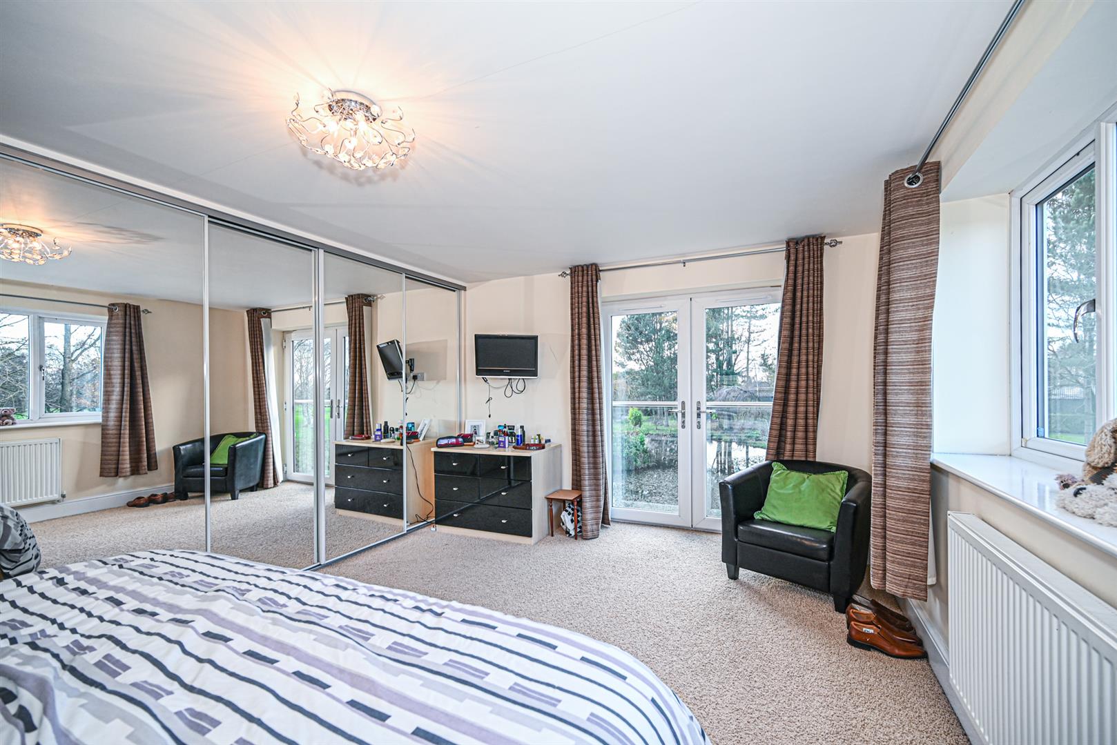 Property in Peel Lane, Astbury, Congleton, Cheshire, CW12 3NQ