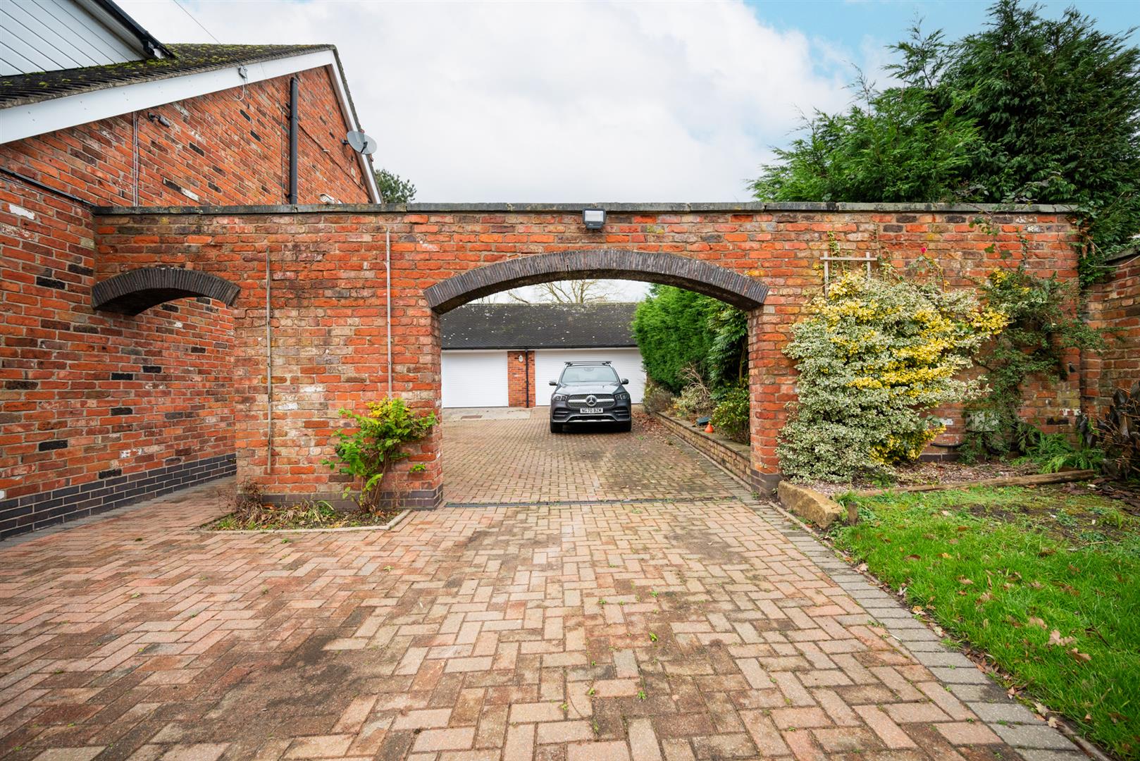 Property in Peel Lane, Astbury, Congleton, Cheshire, CW12 3NQ