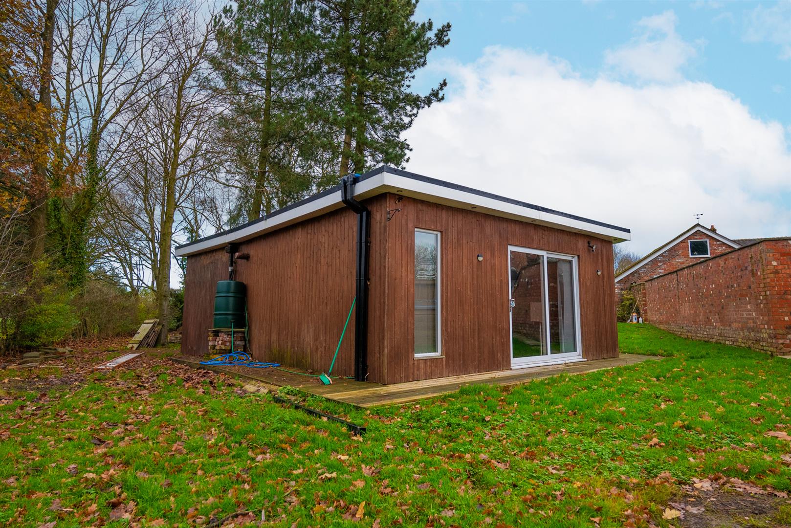 Property in Peel Lane, Astbury, Congleton, Cheshire, CW12 3NQ