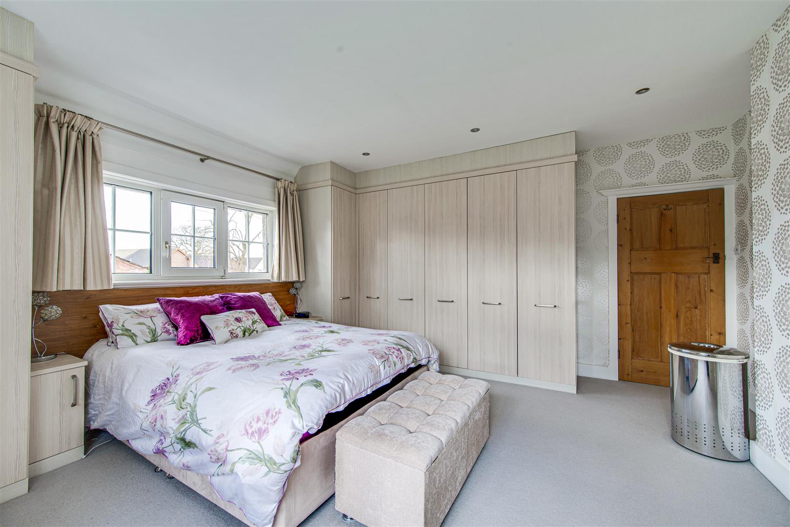 Property in Biddulph Road, Mossley, Congleton, Cheshire, CW12 3LY