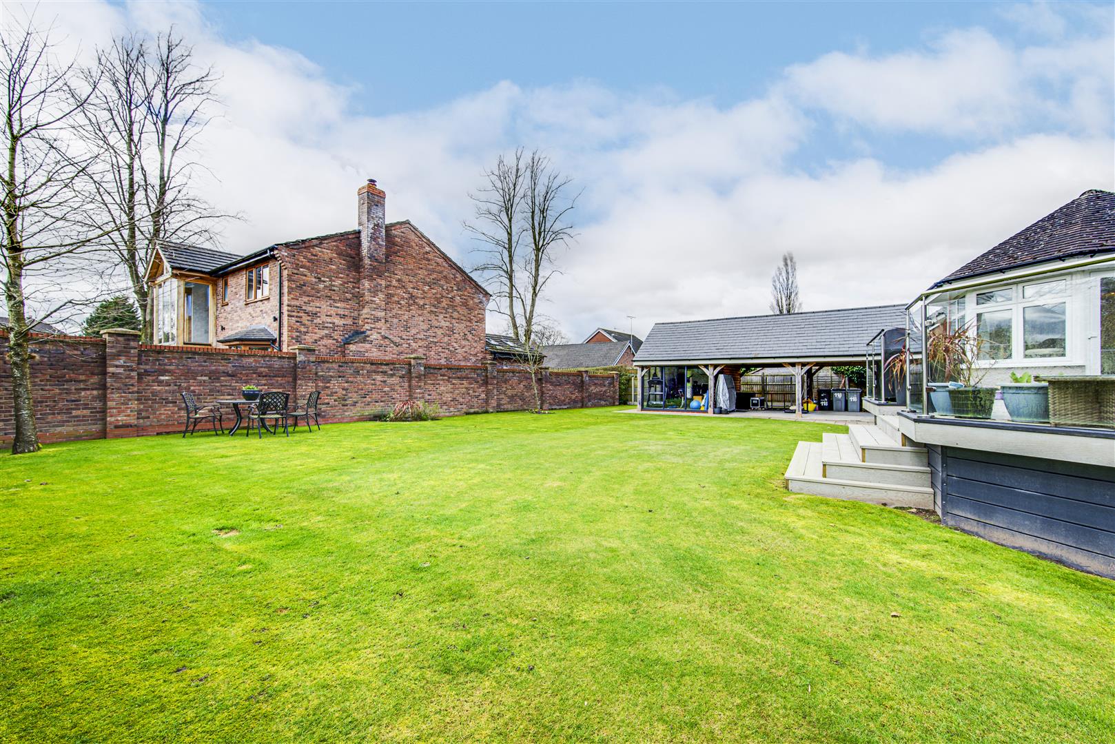 Property in Biddulph Road, Mossley, Congleton, Cheshire, CW12 3LY