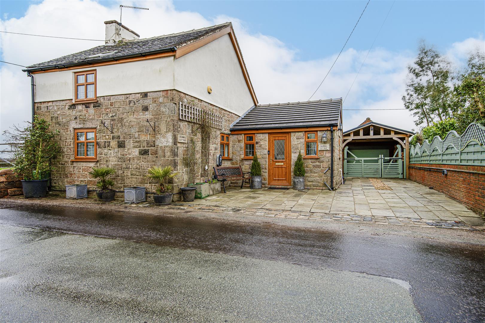 Property in Hill Top, Brown Edge, Staffordshire, ST6 8TY