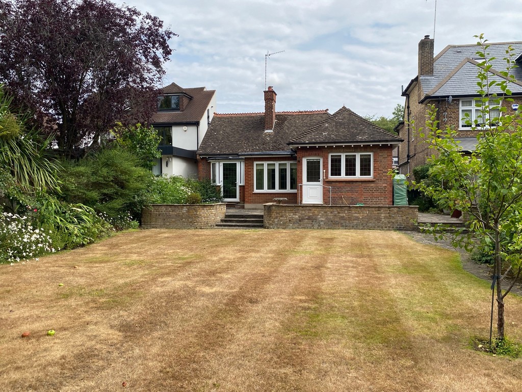 Property in Cassiobury Drive, Watford, WD17 3AA