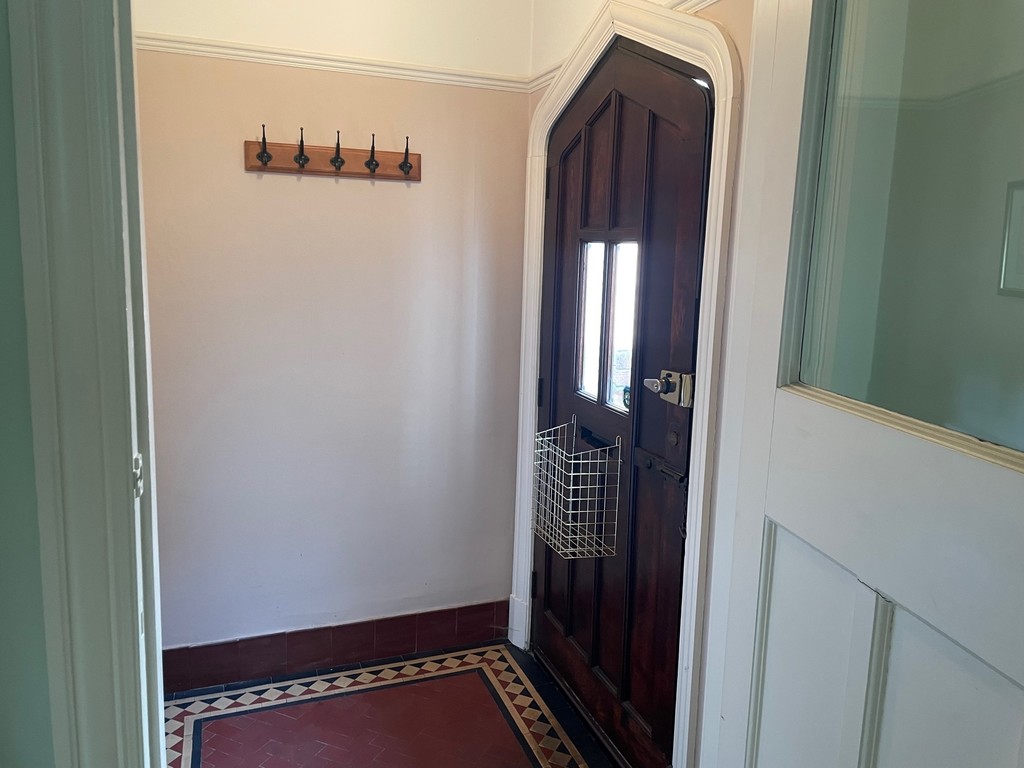 Property in Cassiobury Drive, Watford, WD17 3AA