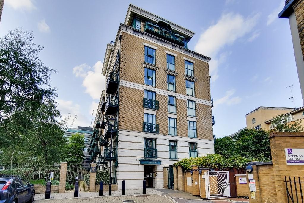 Bensons Estate Agents in Westminster