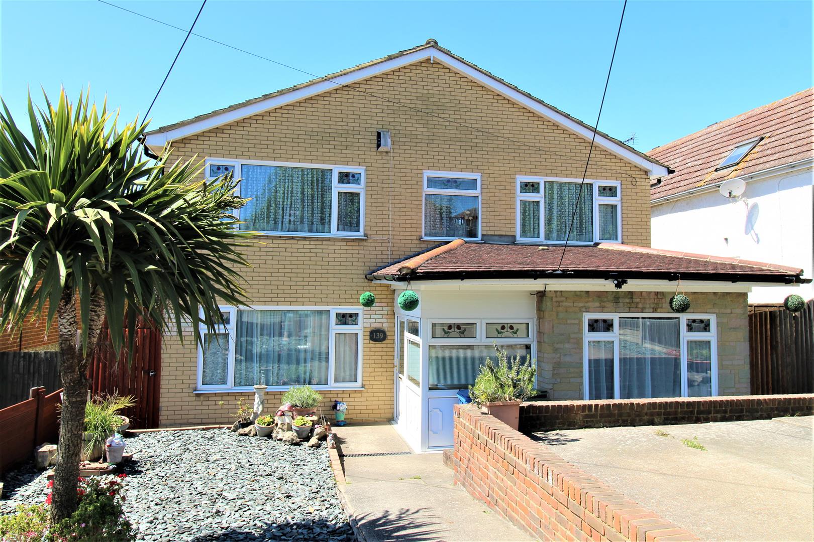 Property in The Broadway, Minster On Sea, Sheerness, Kent, ME12 2SB