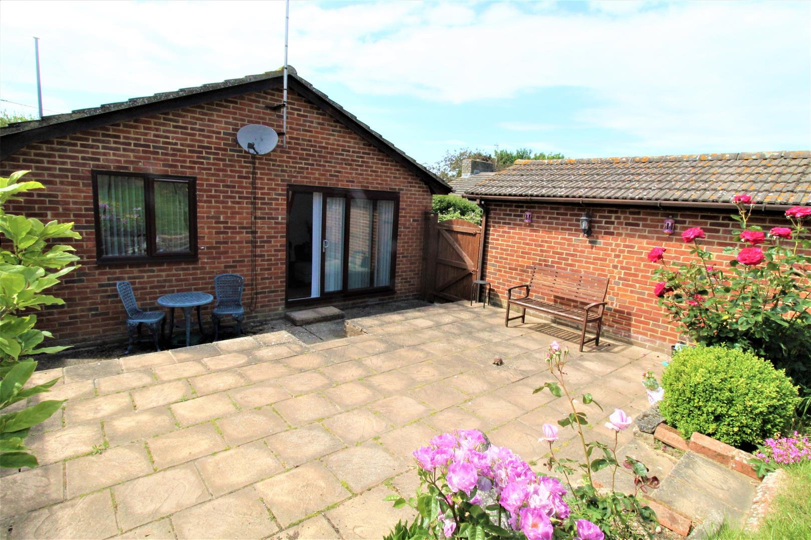 Property in Whybornes Chase, Minster On Sea, Minster On Sea, Kent, ME12 2HZ