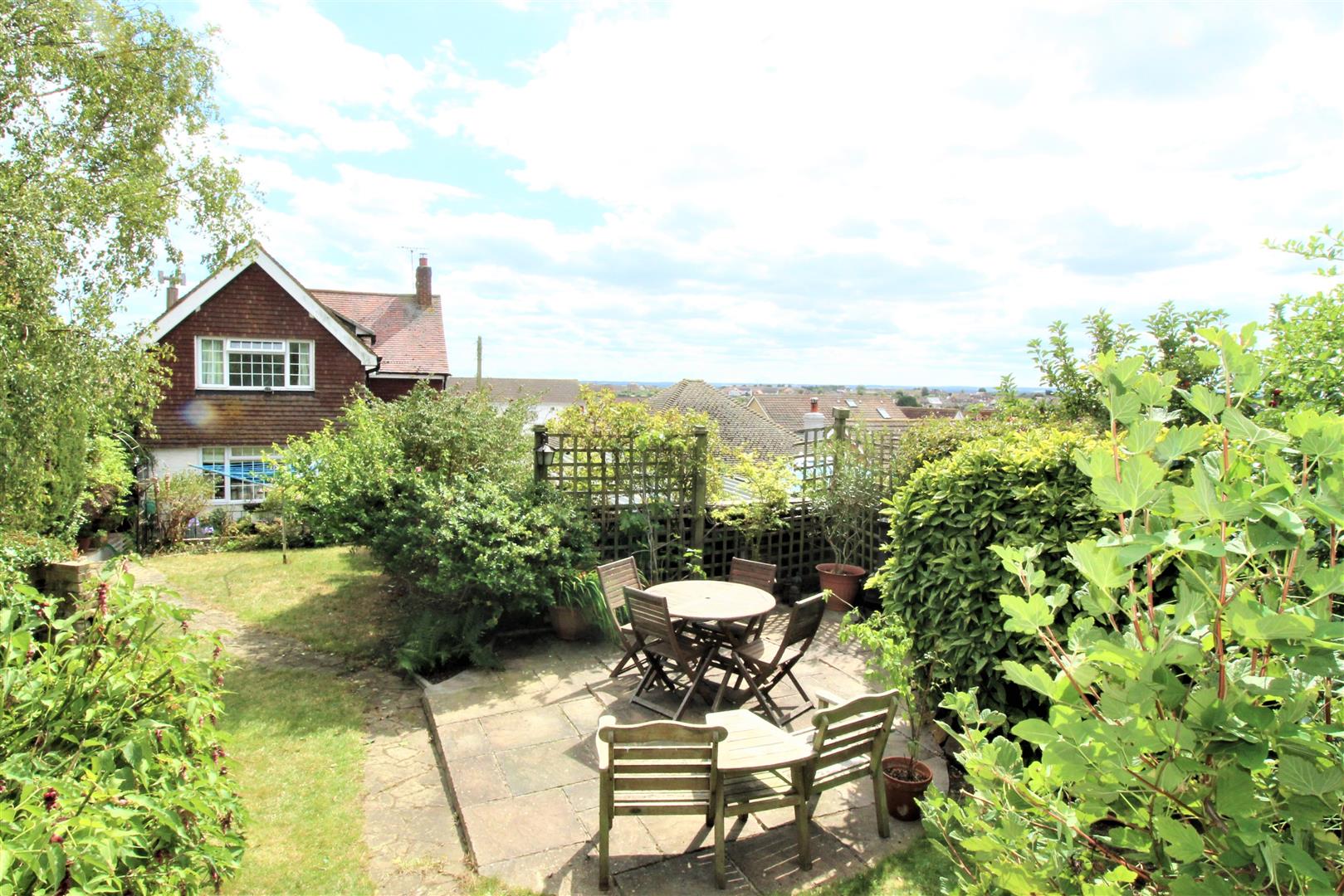 Property in Abbey View Drive, Minster On Sea, Sheerness, Kent, ME12 2JW